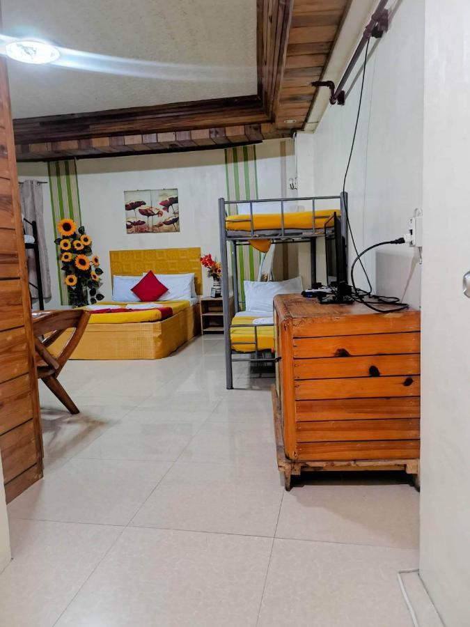 Twentyfour- Seven Transient House Bed & Breakfast Baguio City Екстериор снимка